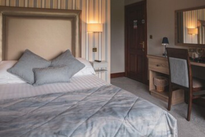 Room 42 of 54