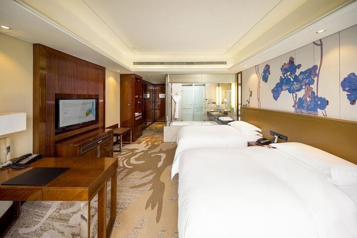 Room 9 of 57