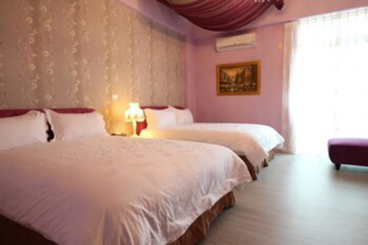 Room 19 of 29