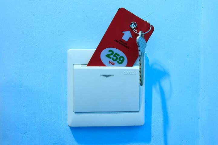 Room 14 of 23