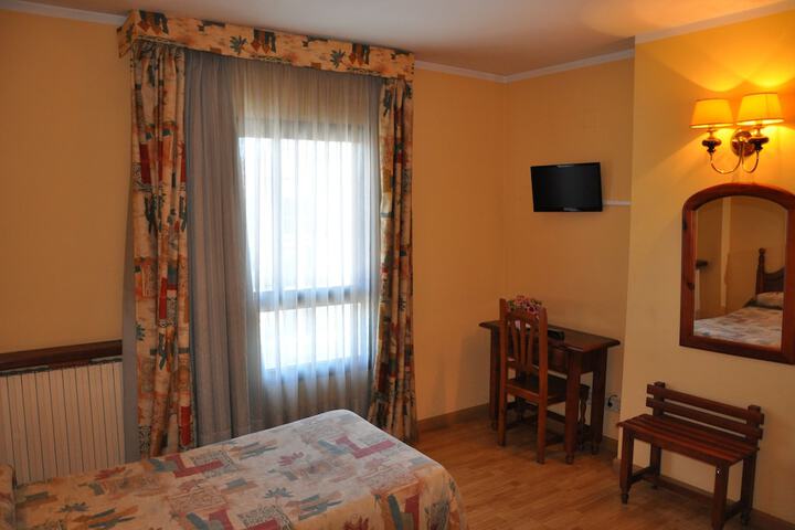 Room 6 of 22