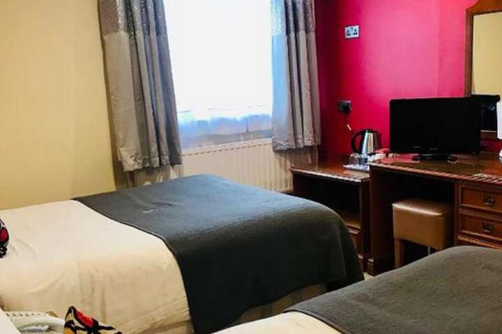 Room 15 of 73