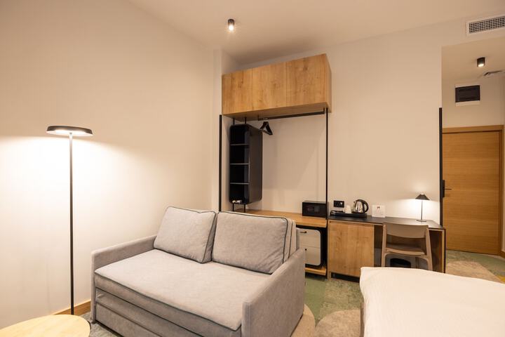 Room 26 of 36