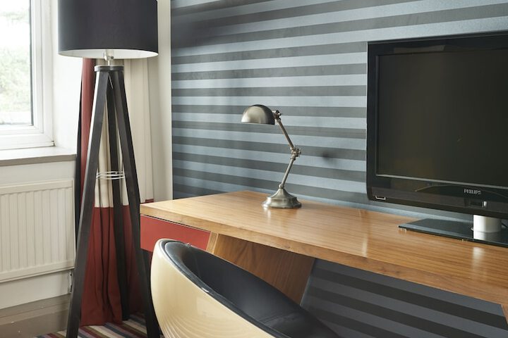 Room 9 of 52