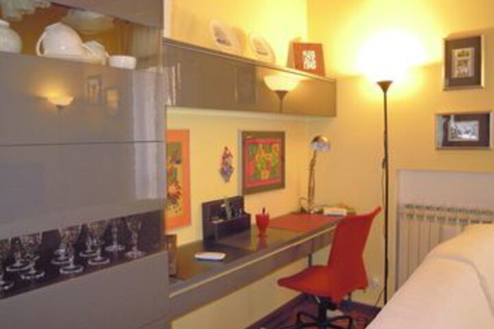 Room 13 of 17