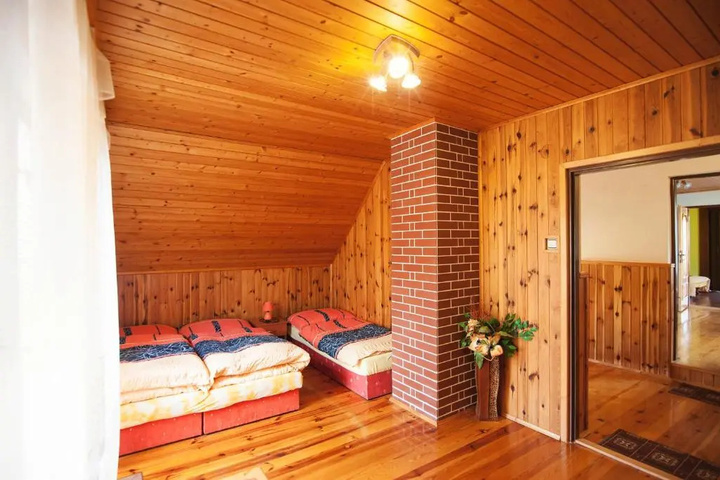 Room 3 of 15