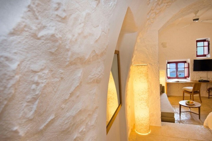 Room 14 of 60