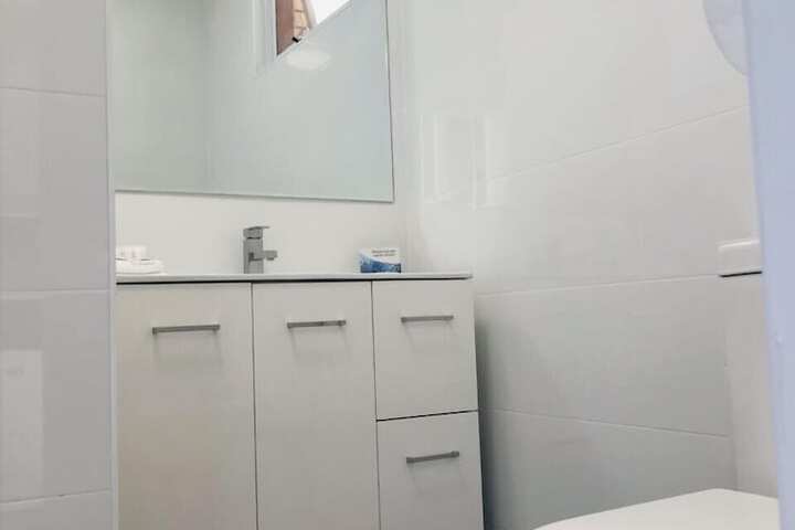 Room 35 of 53
