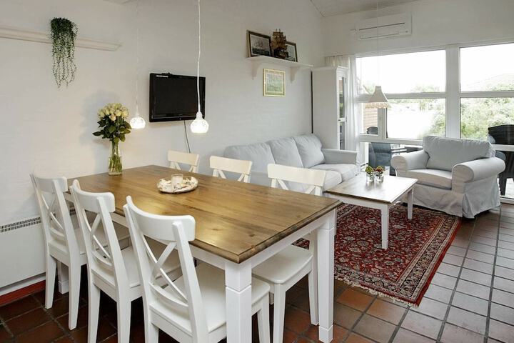 5 Person Holiday Home in Blavand