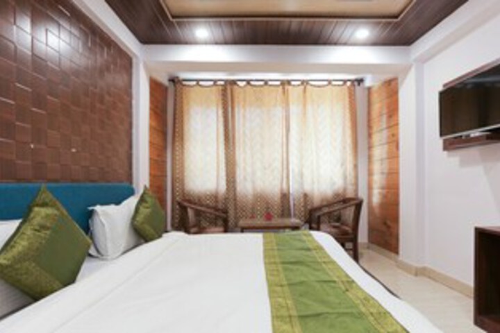 Room 37 of 52