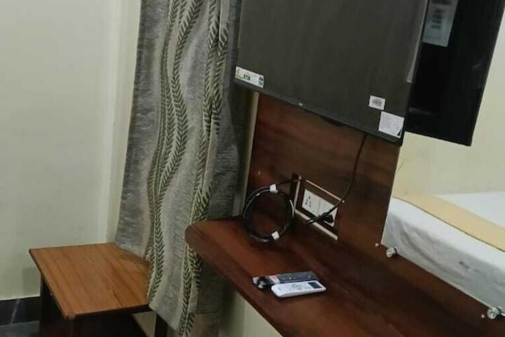 Room 18 of 63
