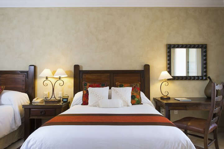 Room 5 of 65