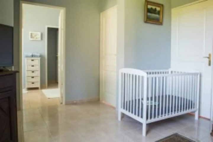 Room 5 of 13
