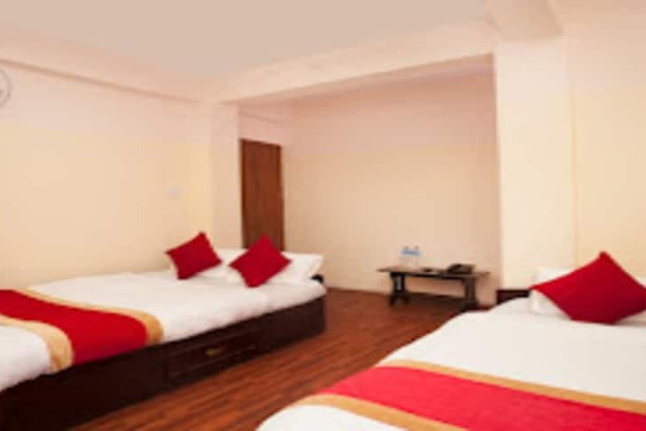 Room 2 of 7