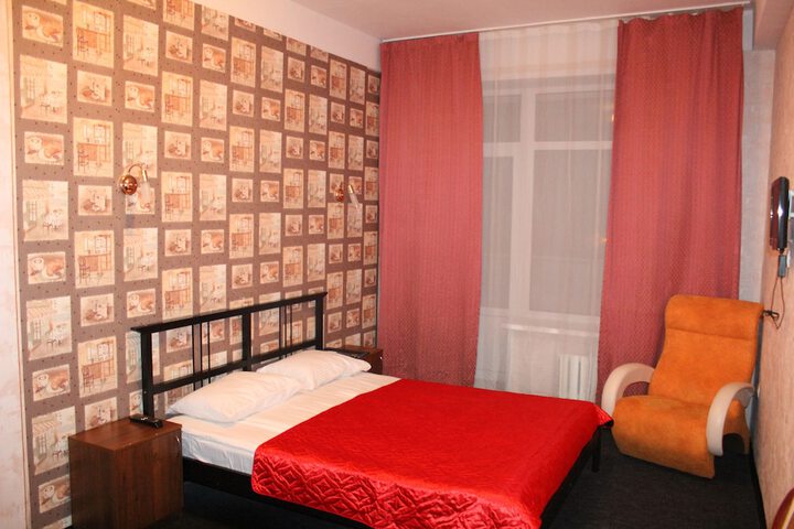 Room 8 of 36