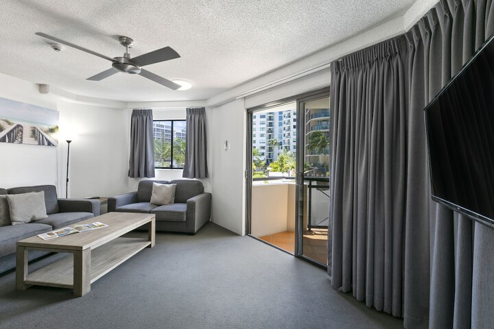 Room 83 of 187
