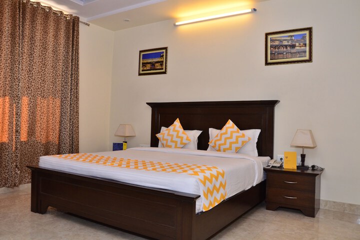 Room 4 of 60