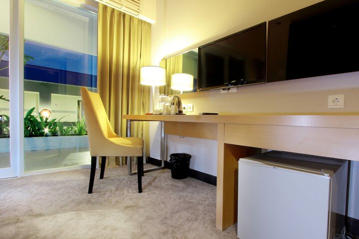 Room 9 of 73