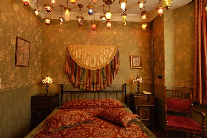 Room 5 of 54