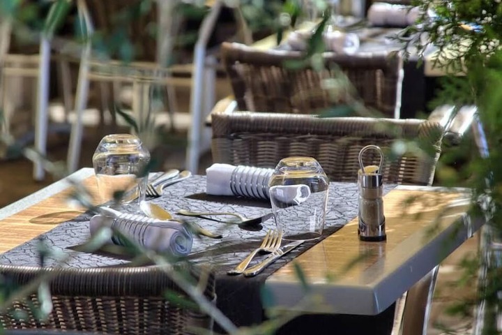 Dining Photos