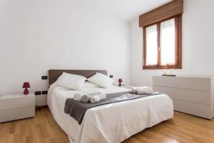 Room 46 of 112