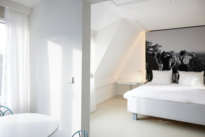 Room 39 of 174