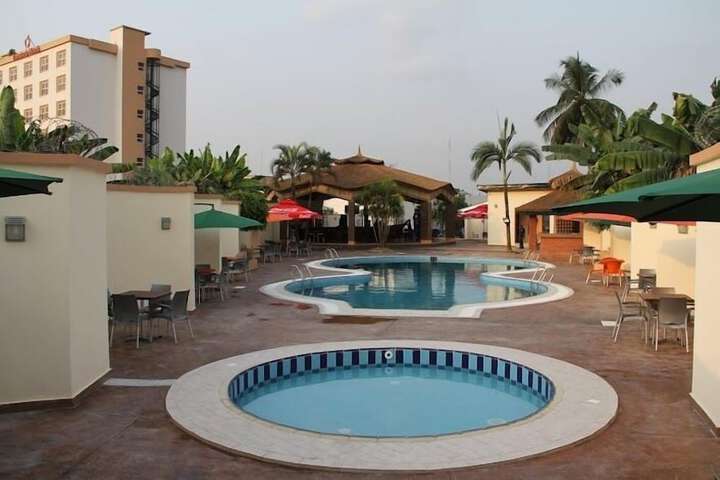 Pool 19 of 64
