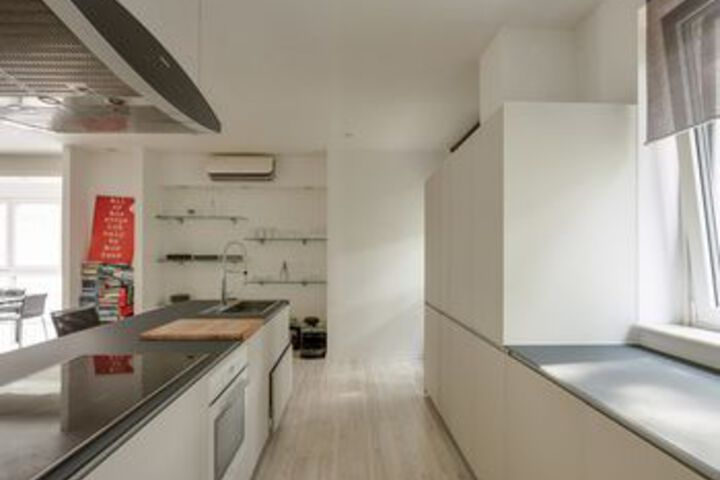 Room 14 of 22