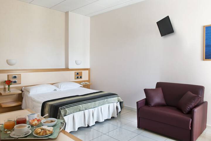 Room 7 of 38