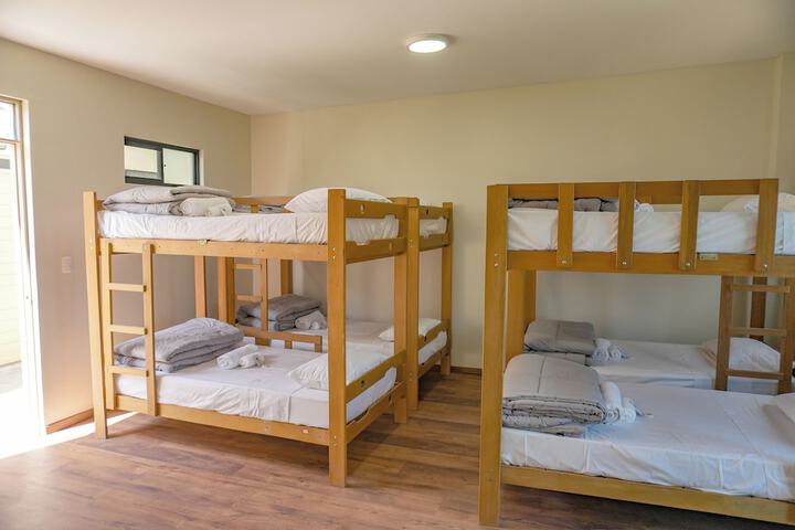 Room 34 of 214