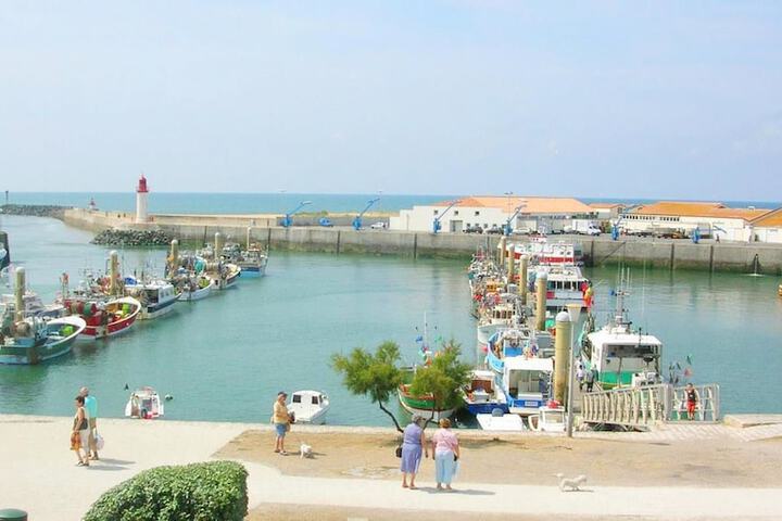 Hôtel Restaurant L'Ecailler in Saint-Pierre-d'Oleron