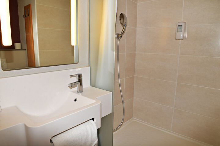 Clean Restrooms