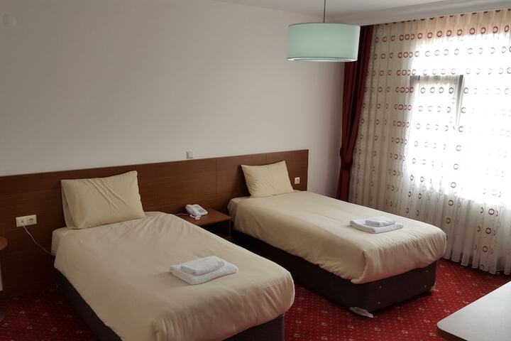 Room 11 of 46