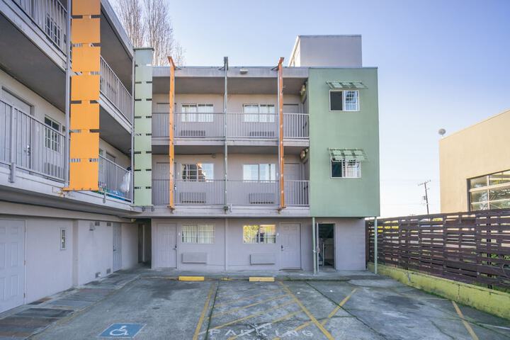 Property Grounds 27 of 43