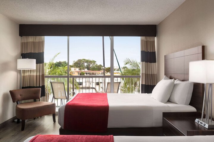 2 Queen Beds City View (4 of 10)