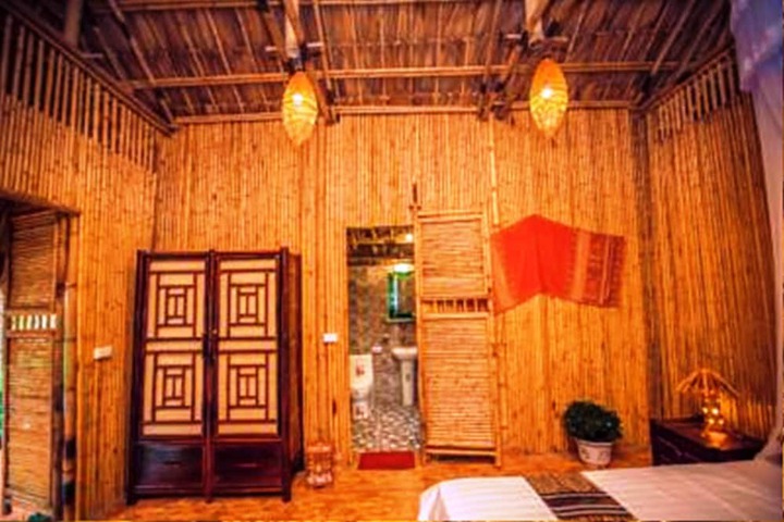 Room 6 of 50
