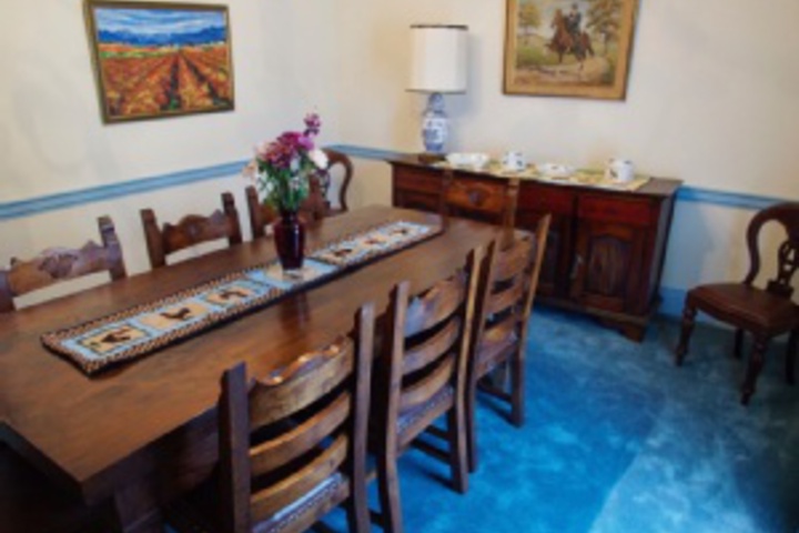 Dining 44 of 240