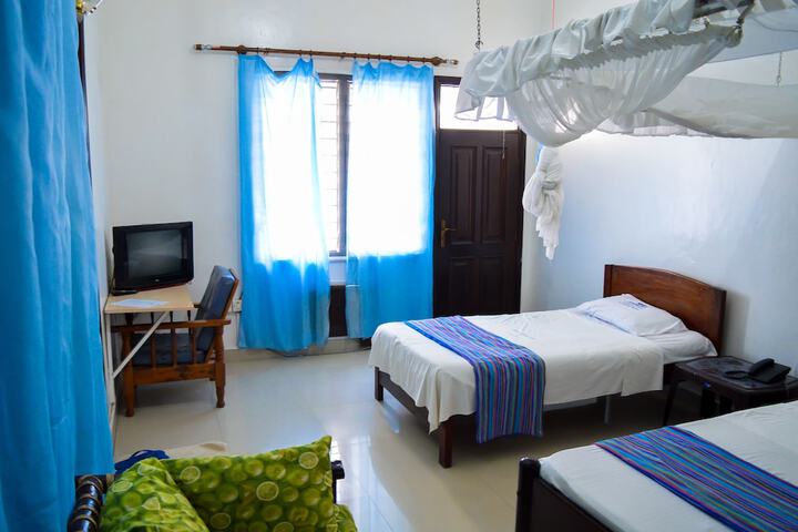 Room 10 of 55