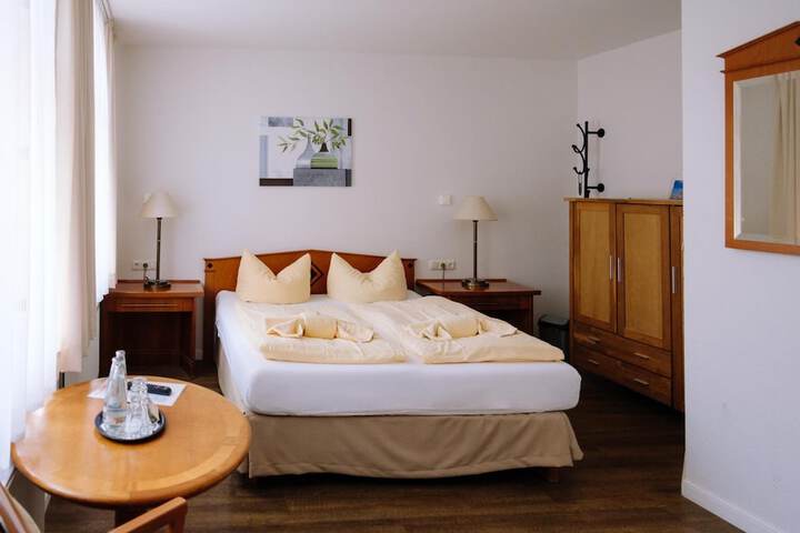 Room 17 of 61