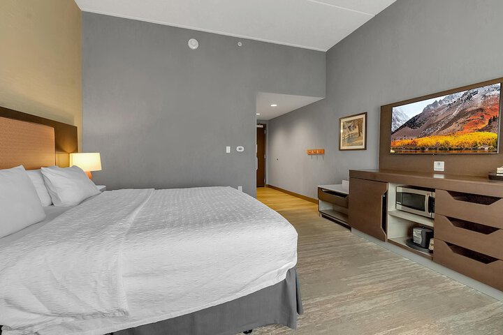 Room 15 of 61