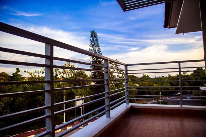 Terrace/Patio 25 of 44