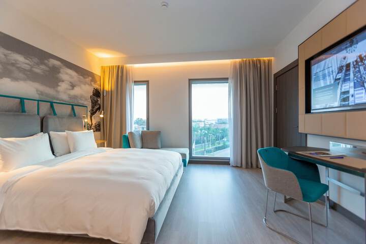 Room 45 of 150