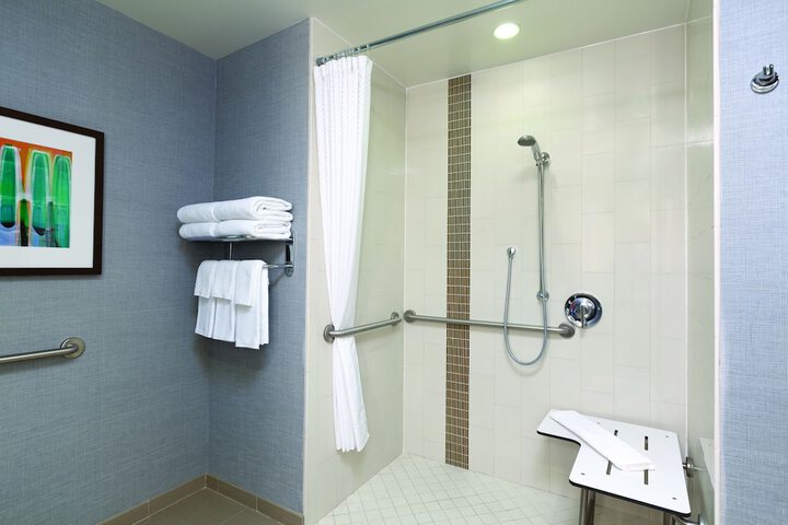 Bathroom shower