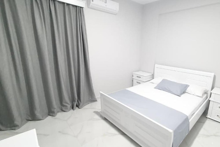 Room 7 of 49