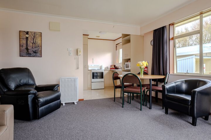 Room 8 of 71