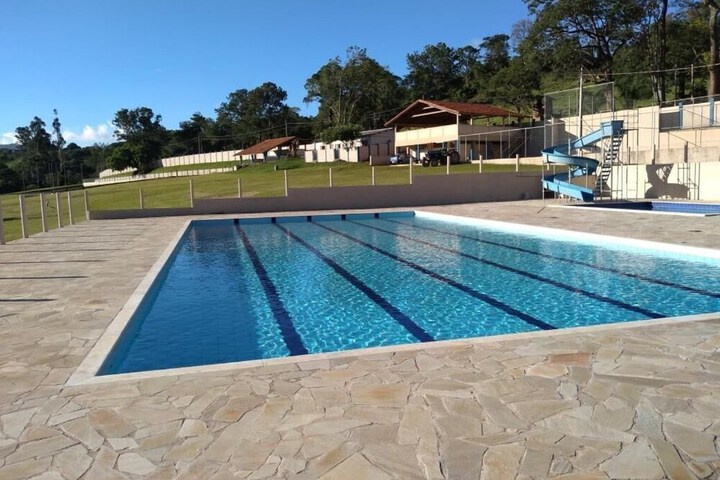 Pool 22 of 46