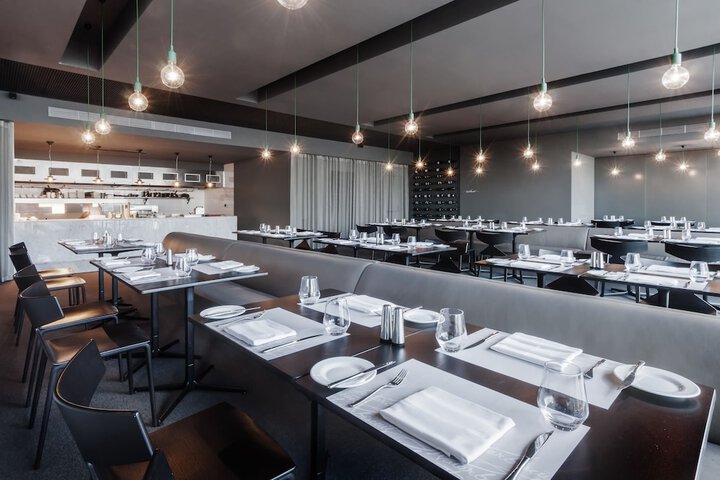 Dining 168 of 267