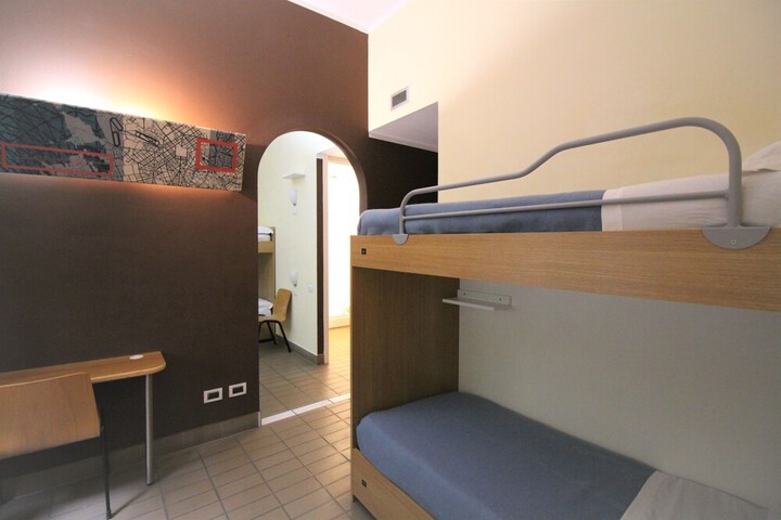 Room 12 of 45