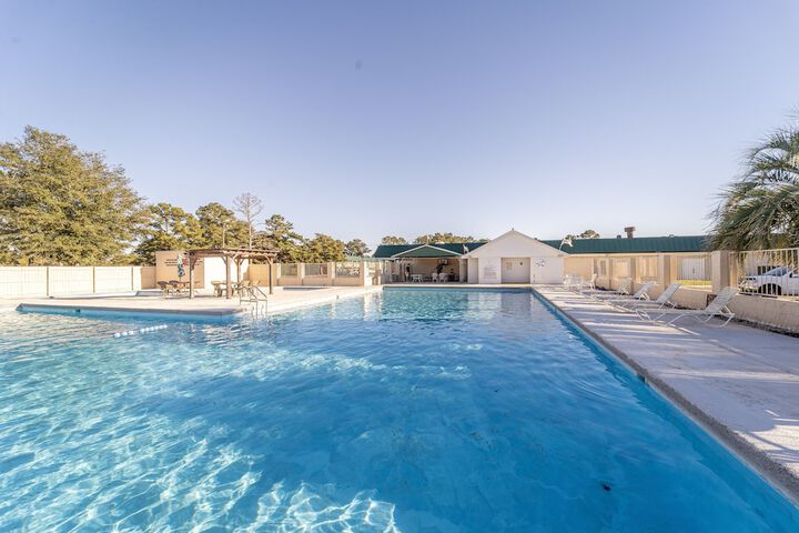 Pool image of Dothan National Golf Club and Hotel