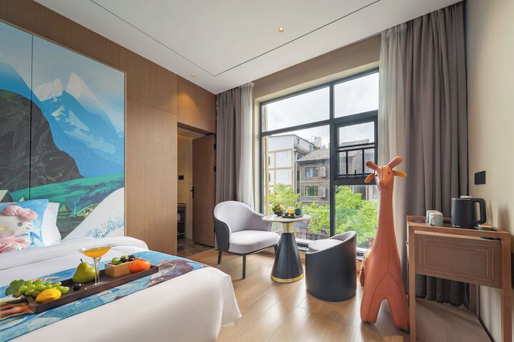 Room 40 of 98